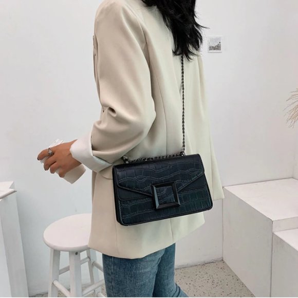 Leather Crossbody & Shoulder Bag - Picture 4 of 7